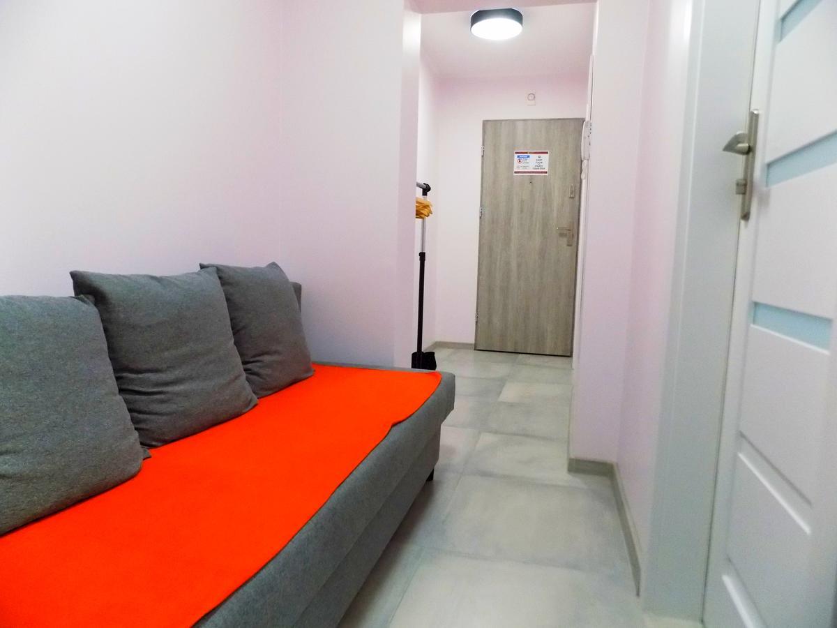 City Central Hostel Laciarska Вроцлав Экстерьер фото